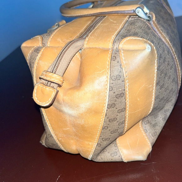 Gucci Micro GG Boston Bag - Picture 5 of 11